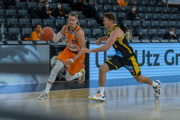 广厦依靠双 广厦依靠双