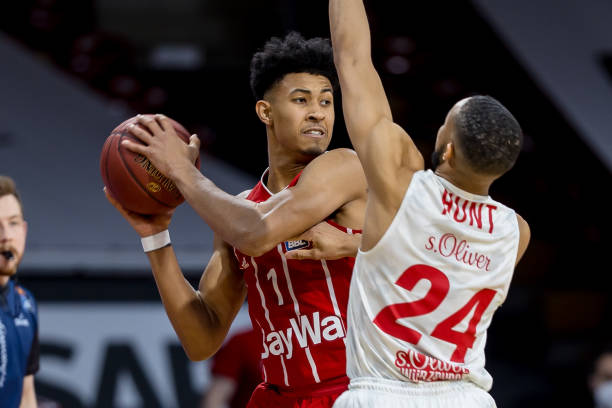 在竞争激烈 在竞争激烈