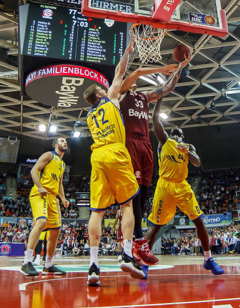 竞争激烈的 竞争激烈的